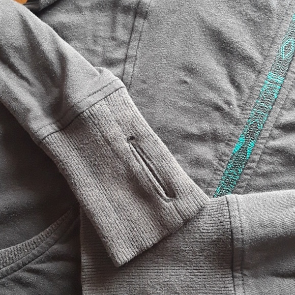 Lululemon dark gray scuba hoodie size 4 - Picture 3 of 7